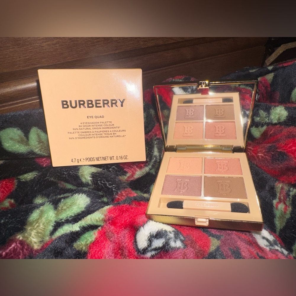 Burberry Eye Quad Eyeshadow Palette - 01 Iconic Honey NIB